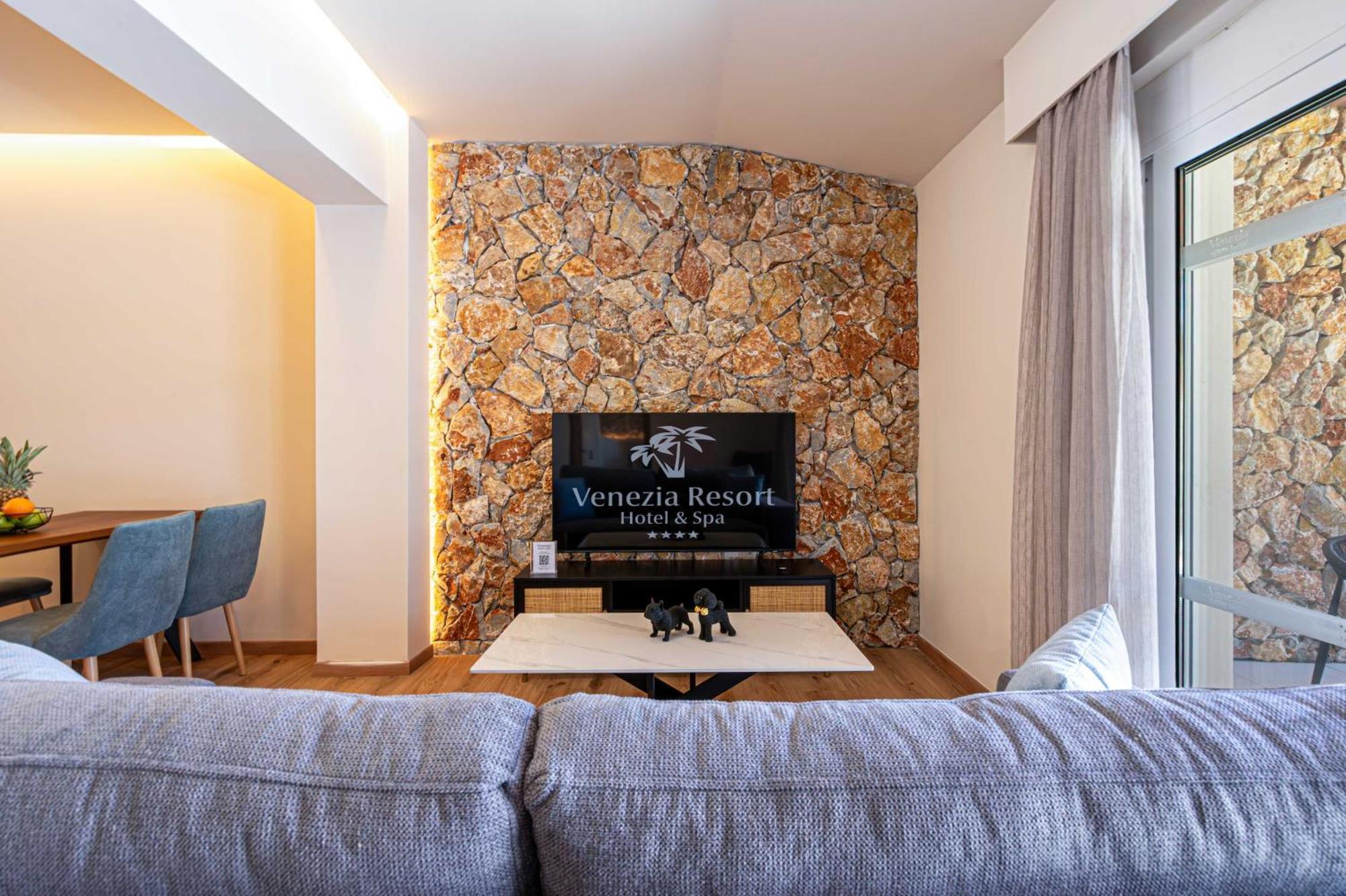 Venezia Luxury Living Villas, Faliraki Exterior foto